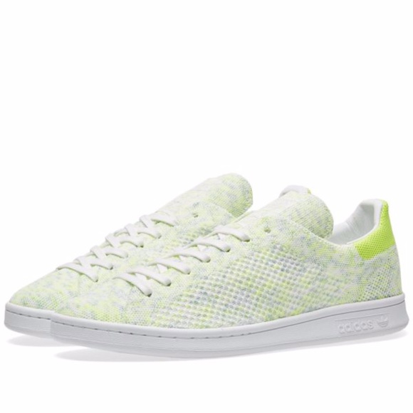 stan smith solar yellow